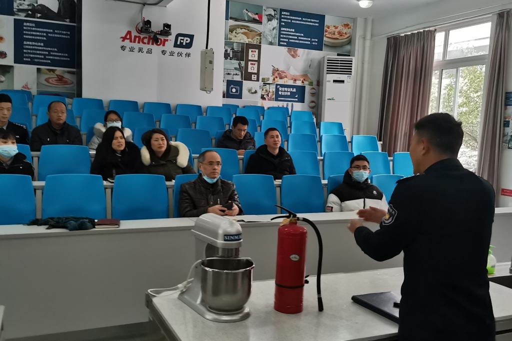 http://www.sctu.edu.cn/__local/9/97/AE/E7855D2D32AC59DBF21BECE6F0B_C1B925BD_155BD.jpg